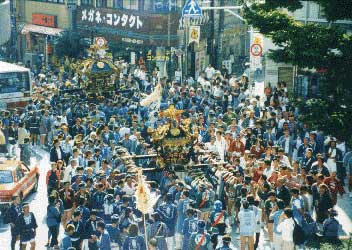 第4回 大判部門 佳作 下連雀八幡神社まつり（にぎわいのある風景）