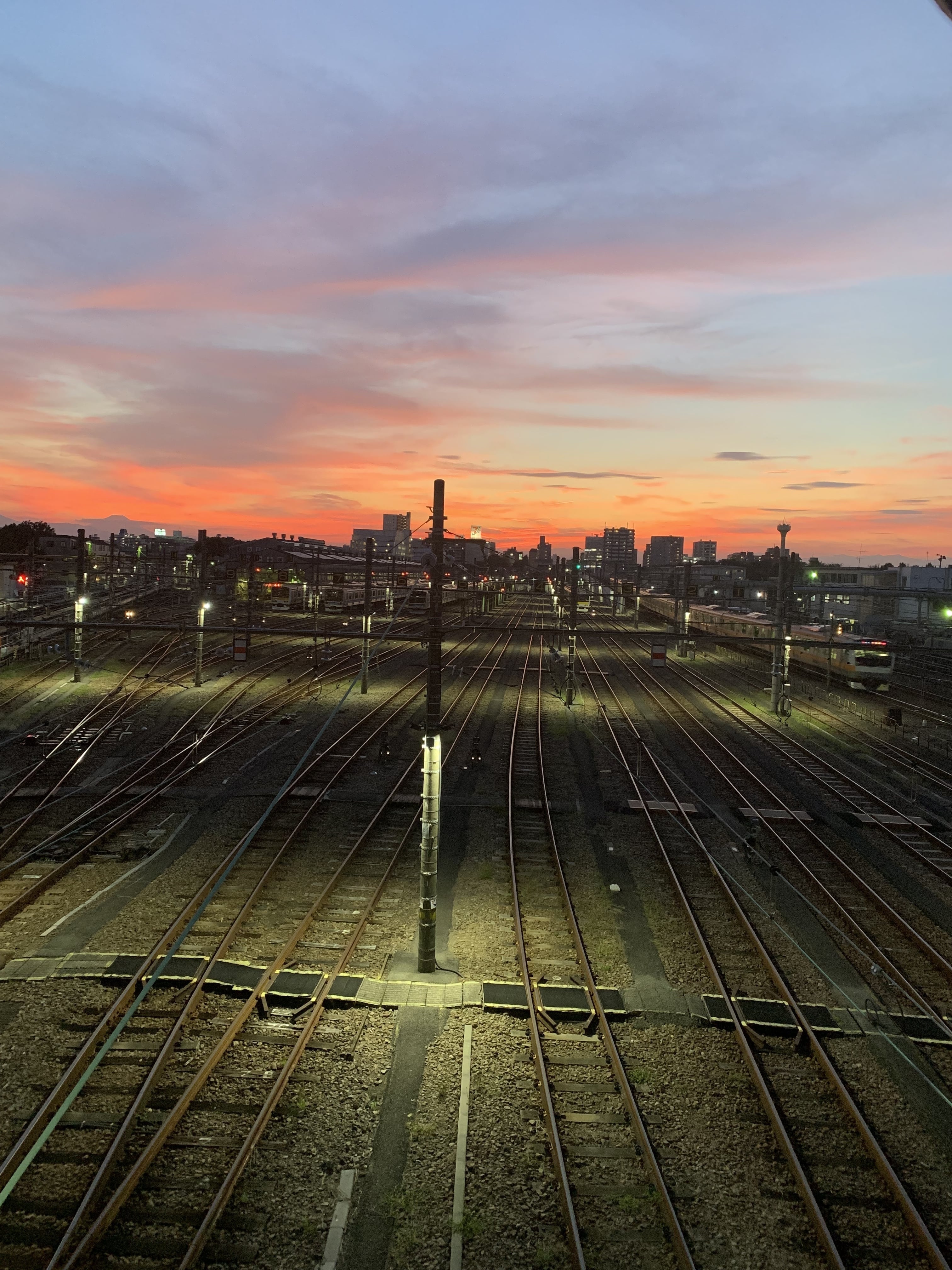 まちかど発見賞夕焼けと線路